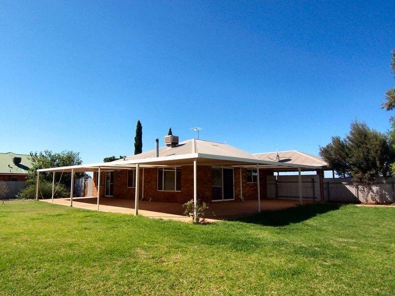 23  Osmetti Drive, Kalgoorlie WA 6430