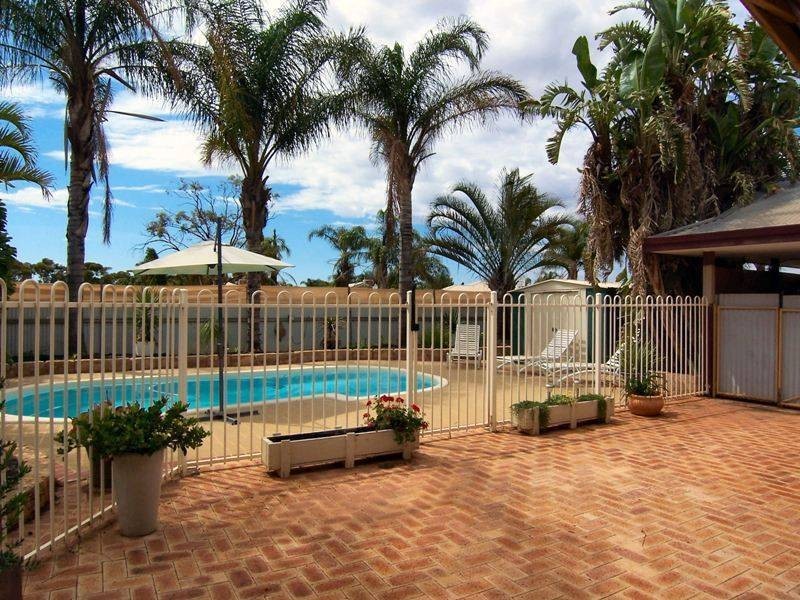 8 Bracklemann Drive, Kalgoorlie WA 6430