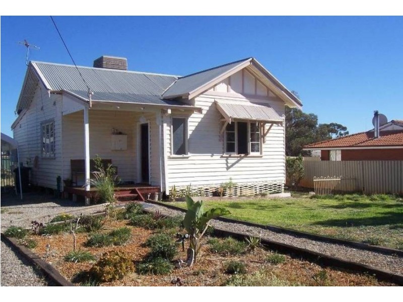 87 Forrest Street, Coolgardie WA 6429