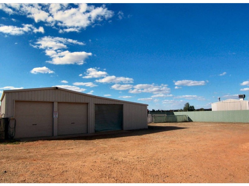 33 Osmetti Drive, Kalgoorlie WA 6430
