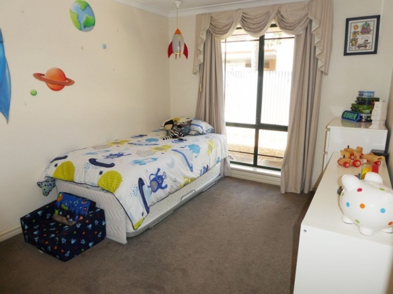 5 Tindals Crescent Hannans, Kalgoorlie WA 6430