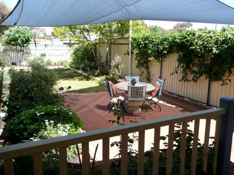 8 Hare Street, Kalgoorlie WA 6430