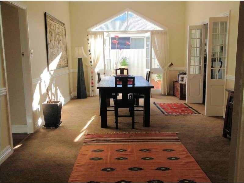 11 Campbell Street, Lamington WA 6430