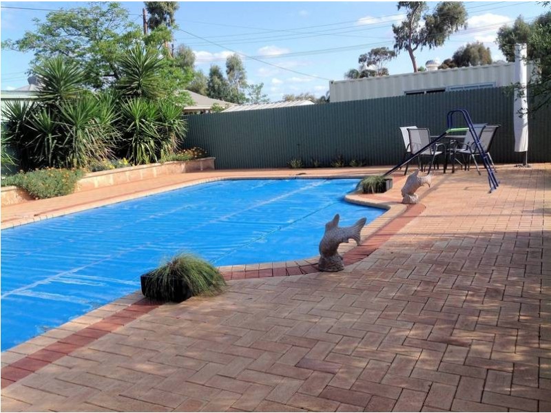 11 Campbell Street, Lamington WA 6430