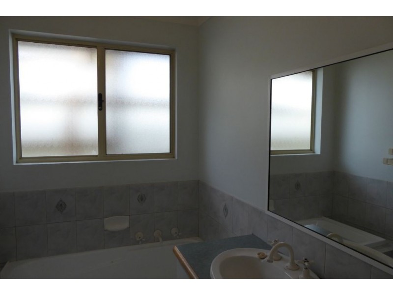 16B Evans Street, Boulder WA 6432