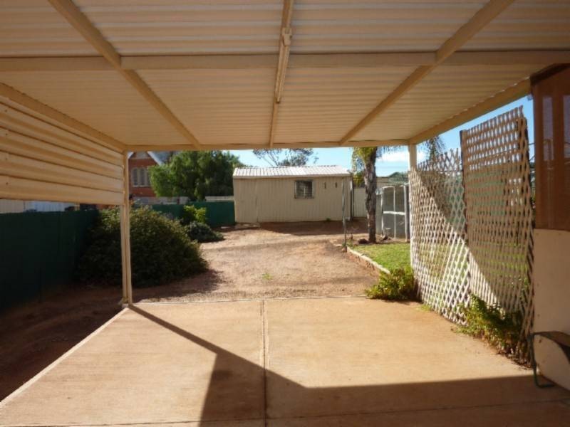 70 Sylvester Street, Coolgardie WA 6429