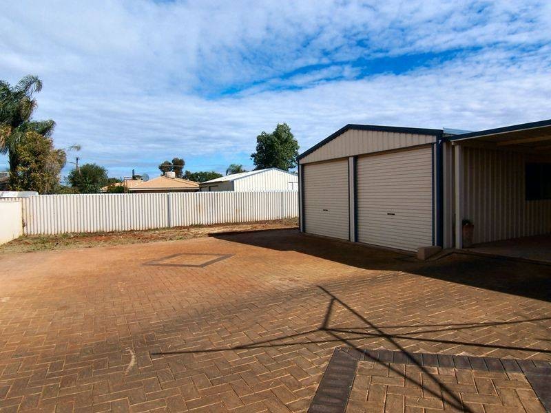 6 Phoenix Place, Kalgoorlie WA 6430