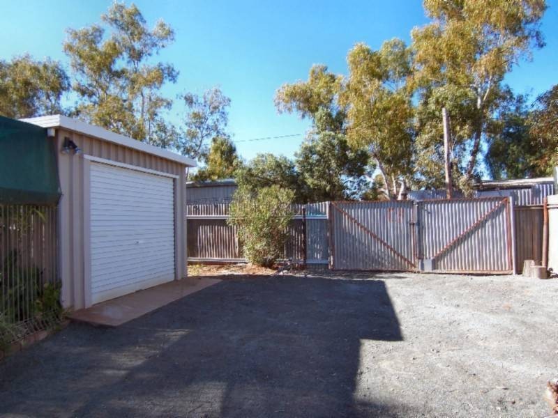 8 Gordon Street, Kalgoorlie WA 6430