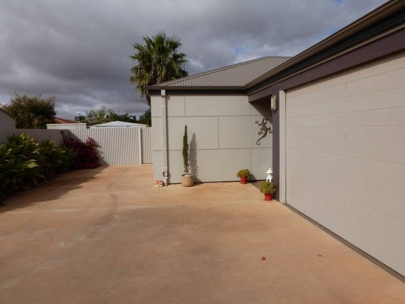 12A Moss Street, Kalgoorlie WA 6430