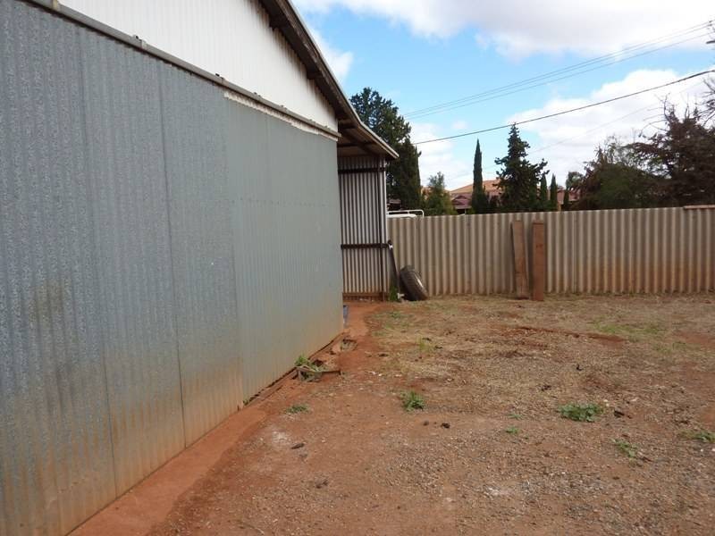2 Edgar Street, Kalgoorlie WA 6430
