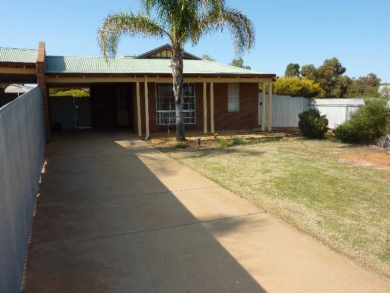 2B Riverina Way, Kalgoorlie WA 6430