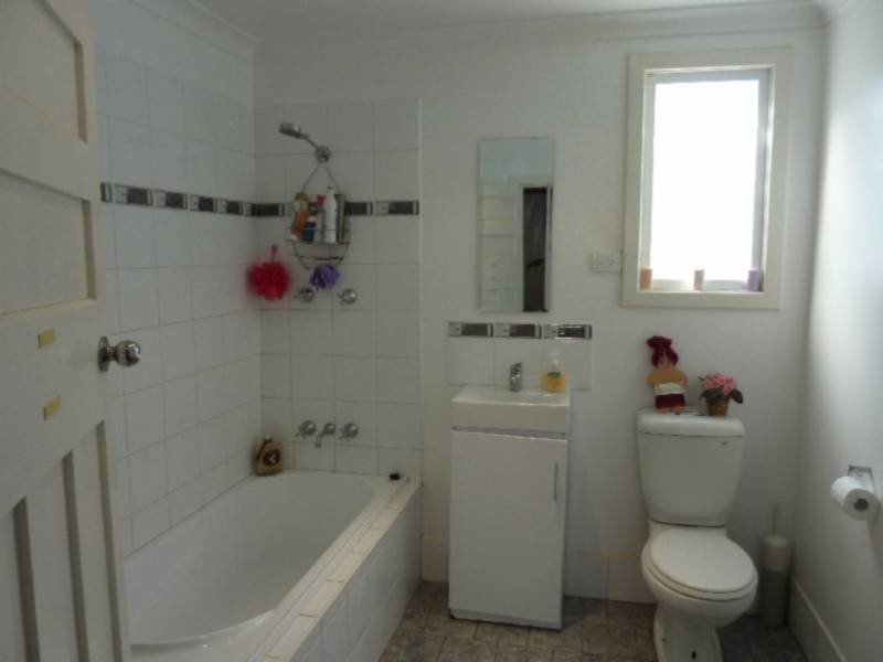 38 Sylvester Street, Coolgardie WA 6429