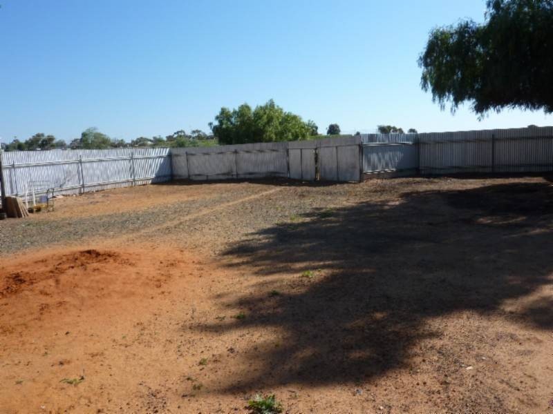 38 Sylvester Street, Coolgardie WA 6429