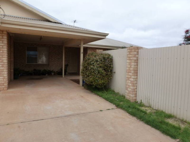 4/33 George Street, Kalgoorlie WA 6430