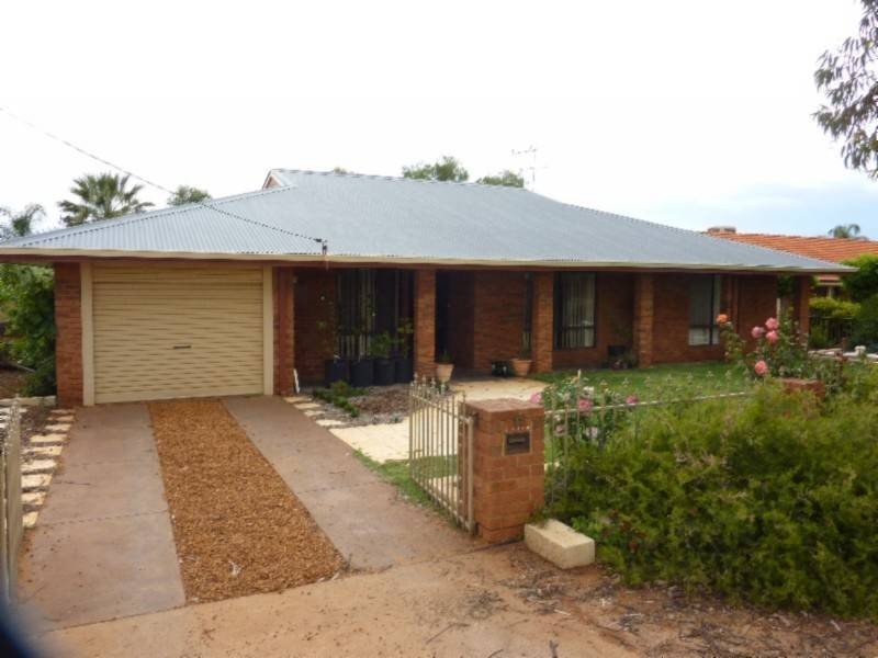 15 DeBernales Street, Kalgoorlie WA 6430
