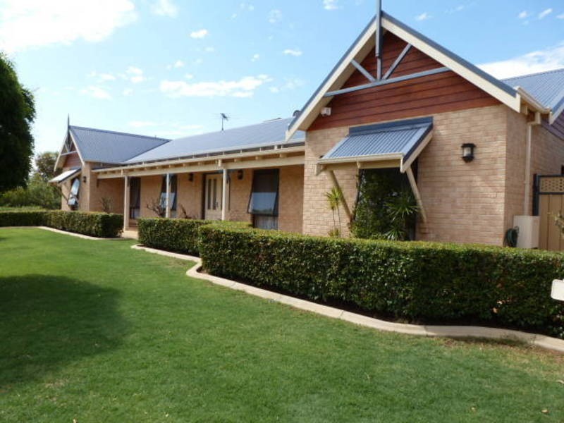 39 Longmore Parade, Kalgoorlie WA 6430