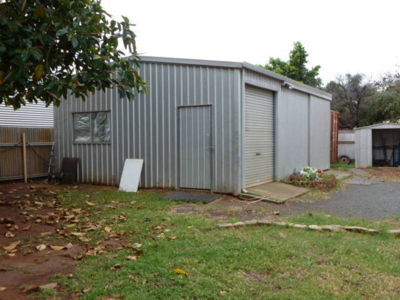 15 Balfour Street, Kalgoorlie WA 6430