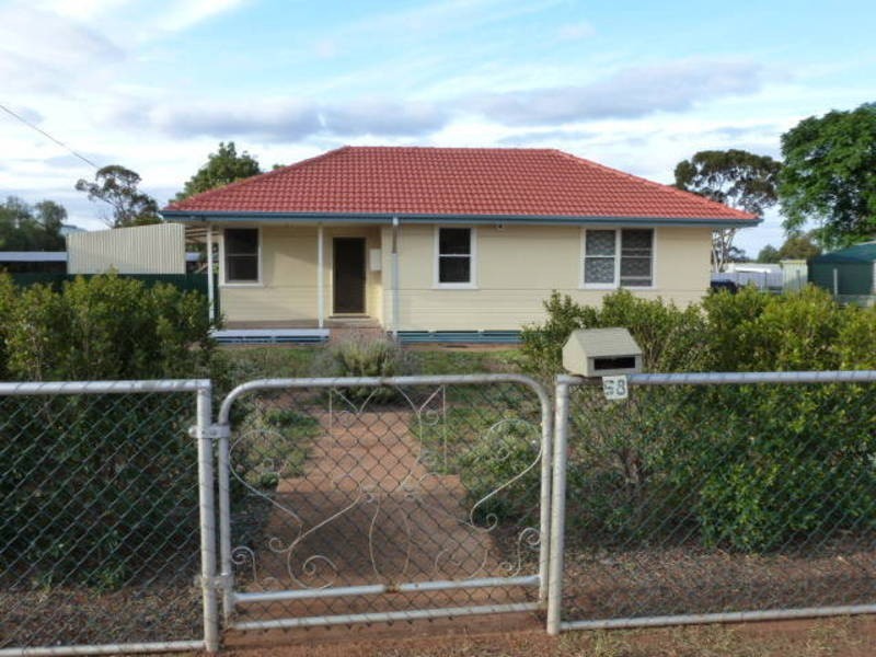 58 Woodward Street, Coolgardie WA 6429