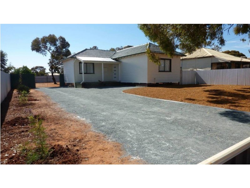 80 Shaw Street, Coolgardie WA 6429