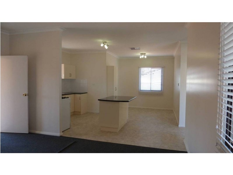 80 Shaw Street, Coolgardie WA 6429