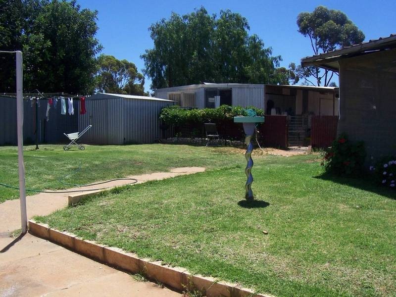 56 Shaw Street, Coolgardie WA 6429
