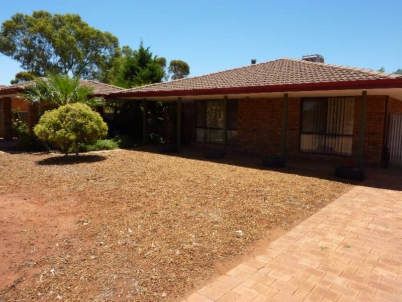36 Marshall St, Kalgoorlie WA 6430