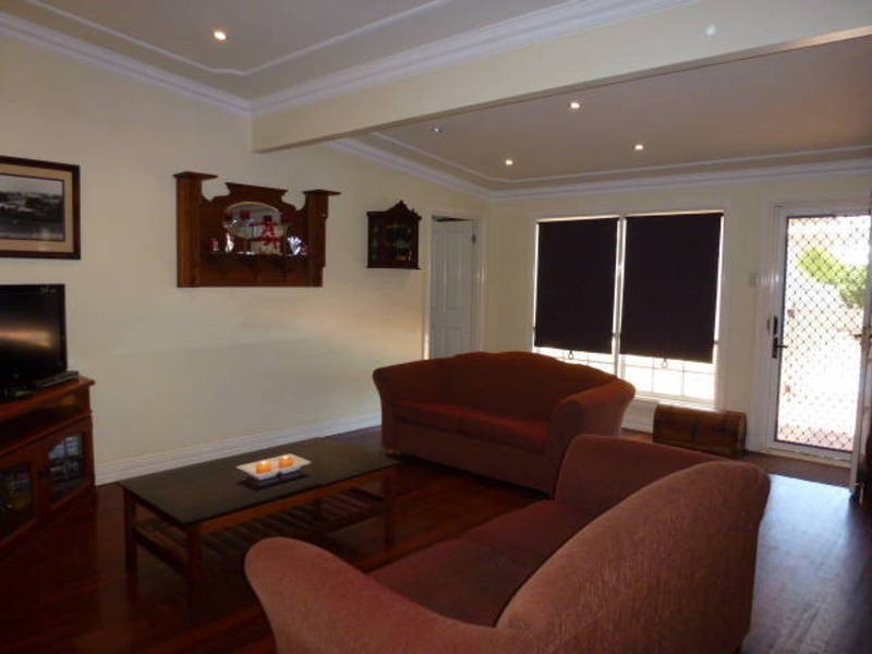 1 Elizabeth Street, Kalgoorlie WA 6430