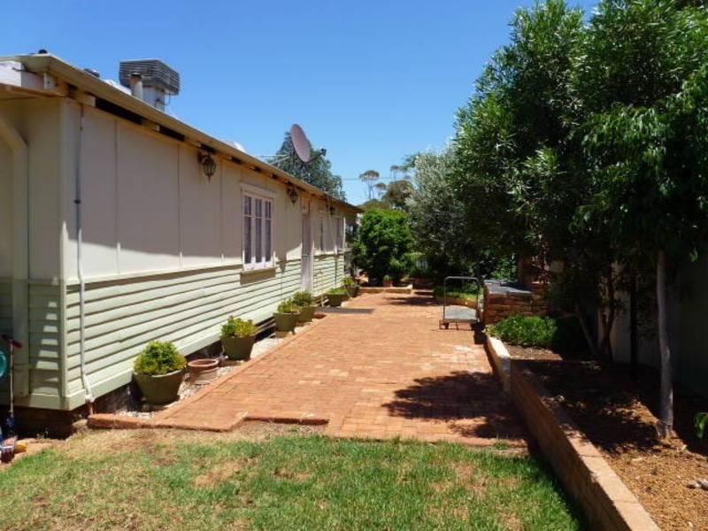 1 Elizabeth Street, Kalgoorlie WA 6430