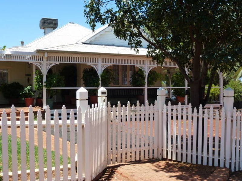 1 Elizabeth Street, Kalgoorlie WA 6430