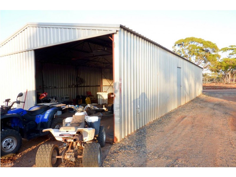 54 Smith Road, Coolgardie WA 6429