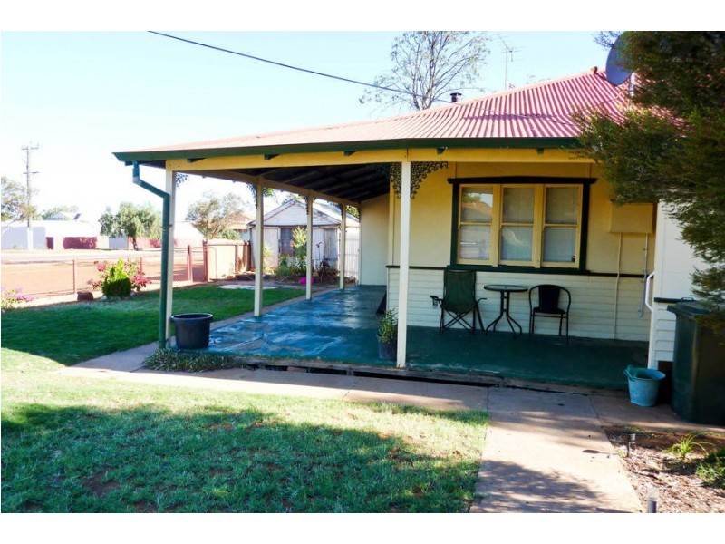 75 Lindsay Street, Coolgardie WA 6429