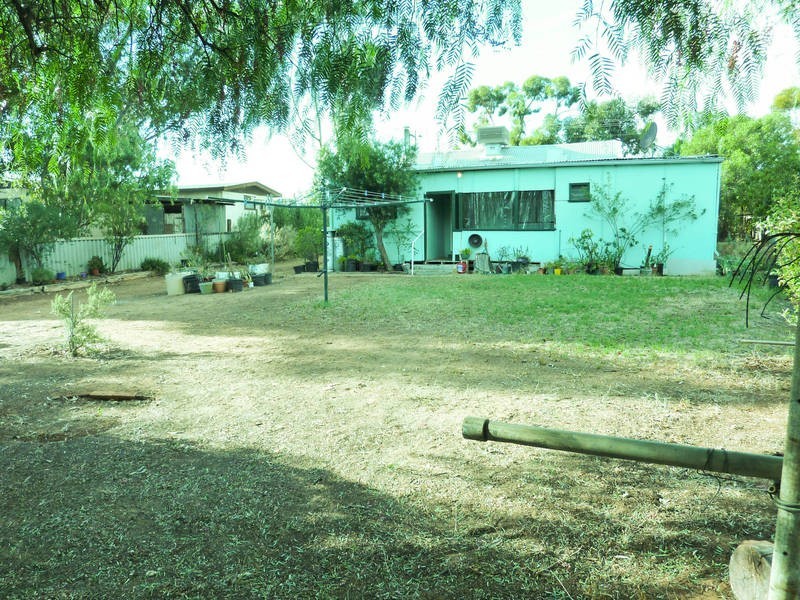 48 Woodward Street, Coolgardie WA 6429