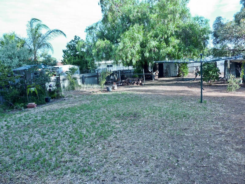 48 Woodward Street, Coolgardie WA 6429