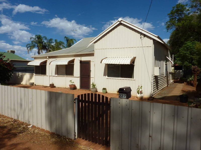 227 Piccadilly Street, Kalgoorlie WA 6430
