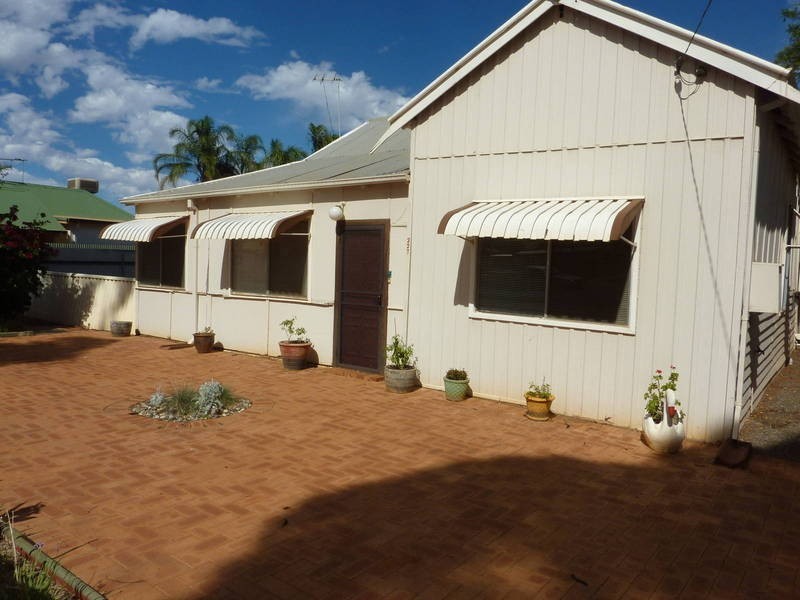 227 Piccadilly Street, Kalgoorlie WA 6430