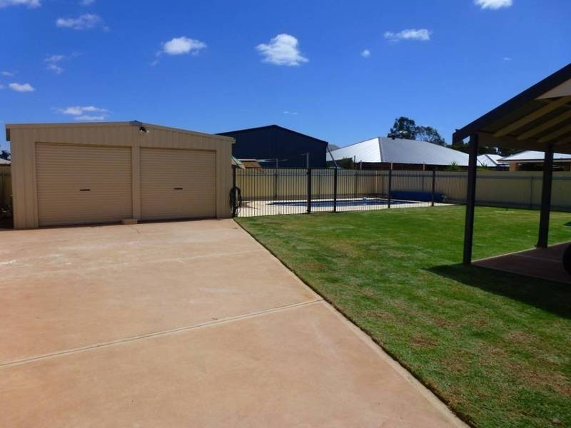 6 Heaney Close Somerville, Kalgoorlie WA 6430