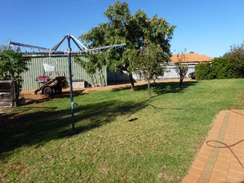 27 Osmetti Drive Somerville, Kalgoorlie WA 6430