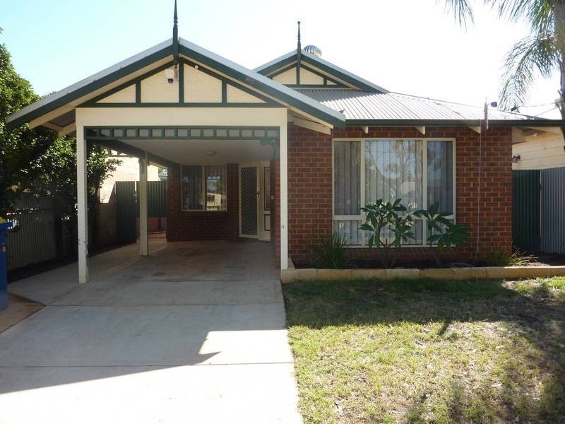 37A Davis St, Kalgoorlie WA 6430