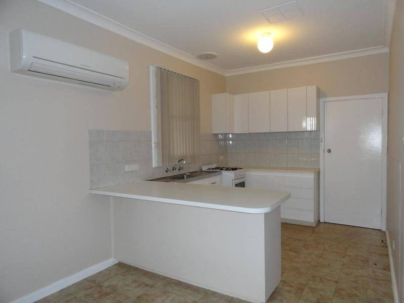 3/132 Moran St, Boulder WA 6432