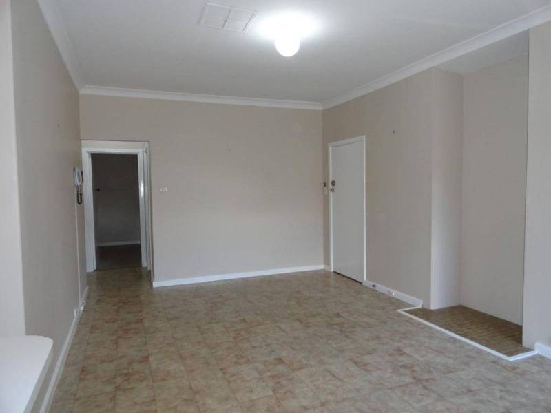 3/132 Moran St, Boulder WA 6432