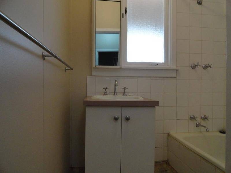 3/132 Moran St, Boulder WA 6432