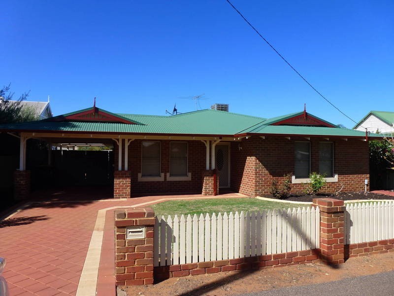 57 Lyall St Lamington, Kalgoorlie WA 6430