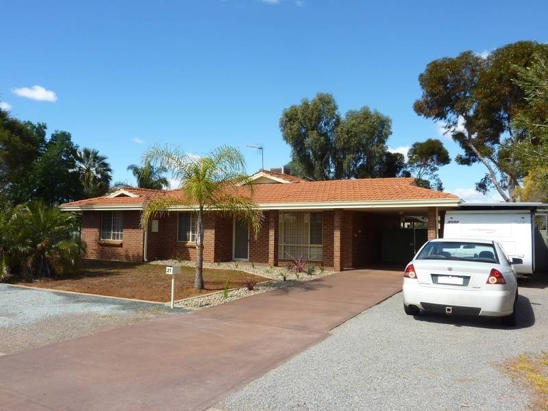 27  Bracklemann Dr, Boulder WA 6432