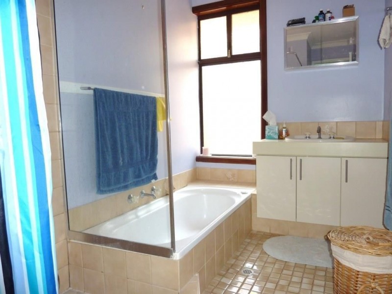 36 Burkett Drive Hannans, Kalgoorlie WA 6430
