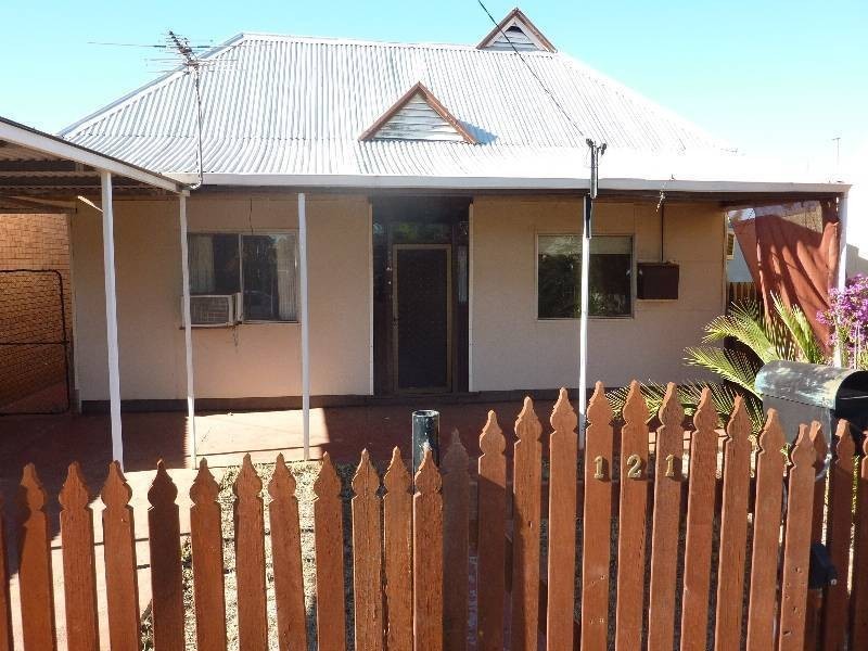 121 Hanbury Street, Kalgoorlie WA 6430
