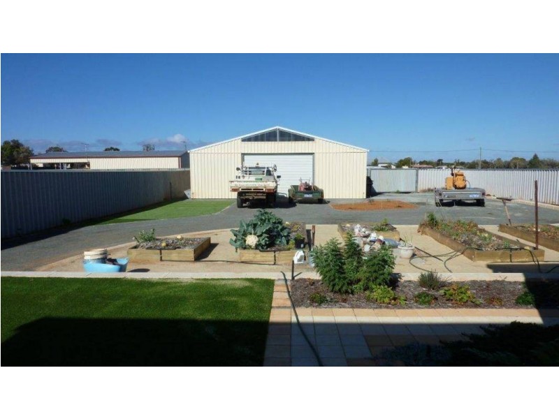 103 MacDonald Street, Coolgardie WA 6429