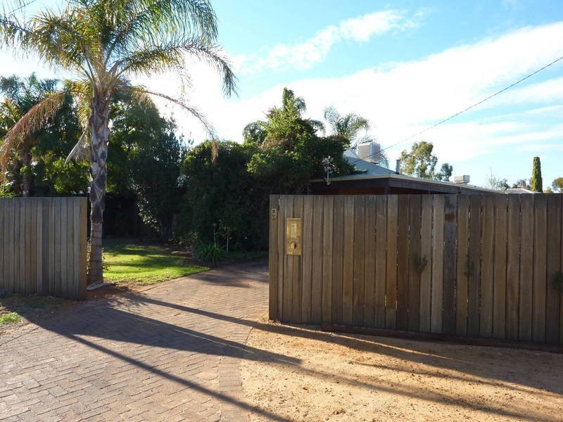 9 Kyle Place Hannans, Kalgoorlie WA 6430