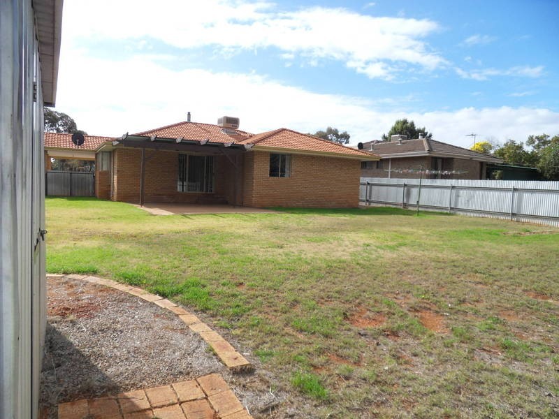 12 Cotter Place Hannans, Kalgoorlie WA 6430