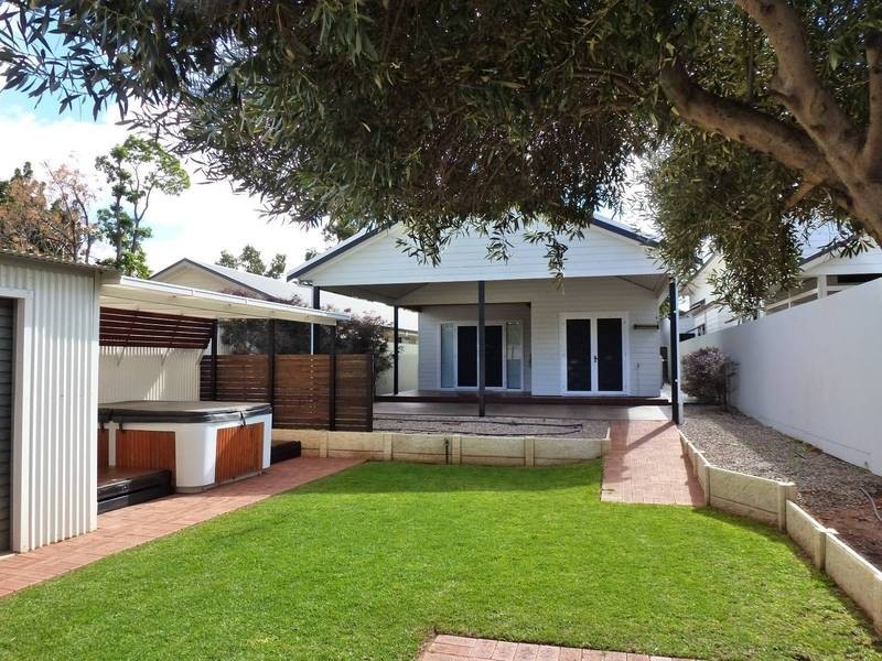 53 Collins Street, Kalgoorlie WA 6430