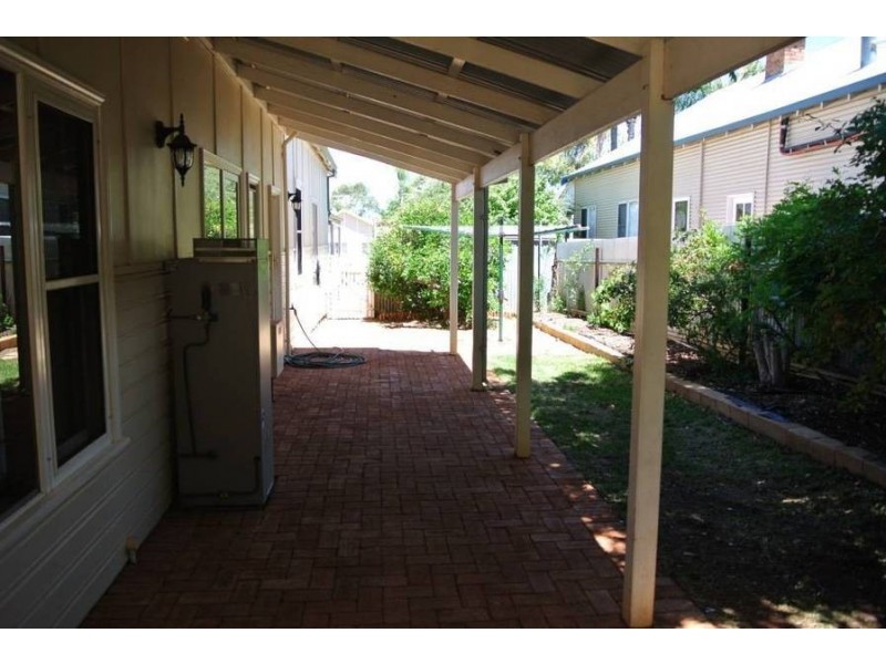 32 Addis Street, Lamington WA 6430